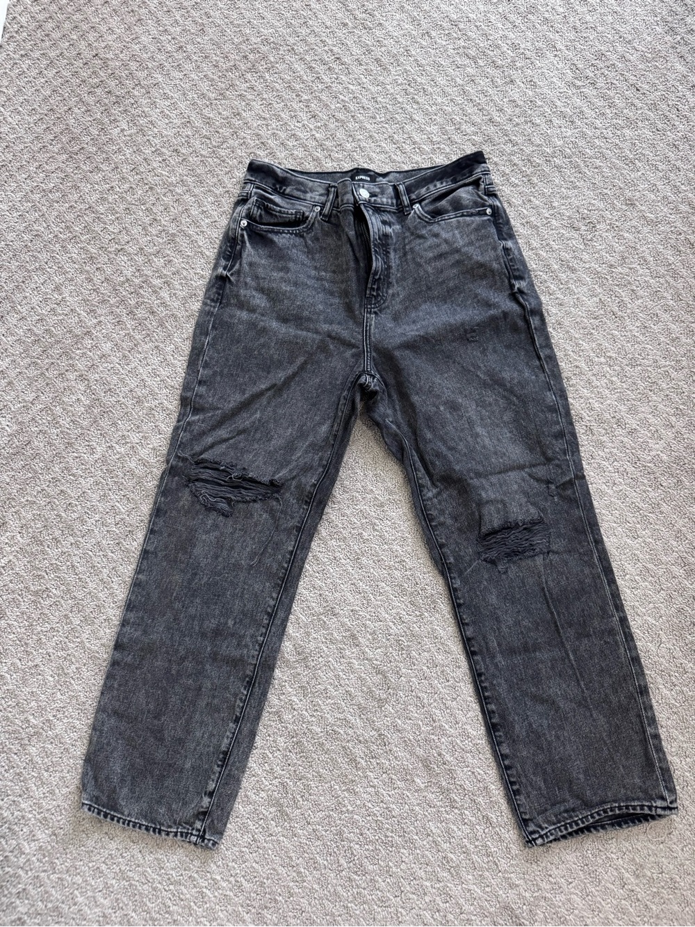 Express Women’s Black Distressed High-Rise straight leg Jeans